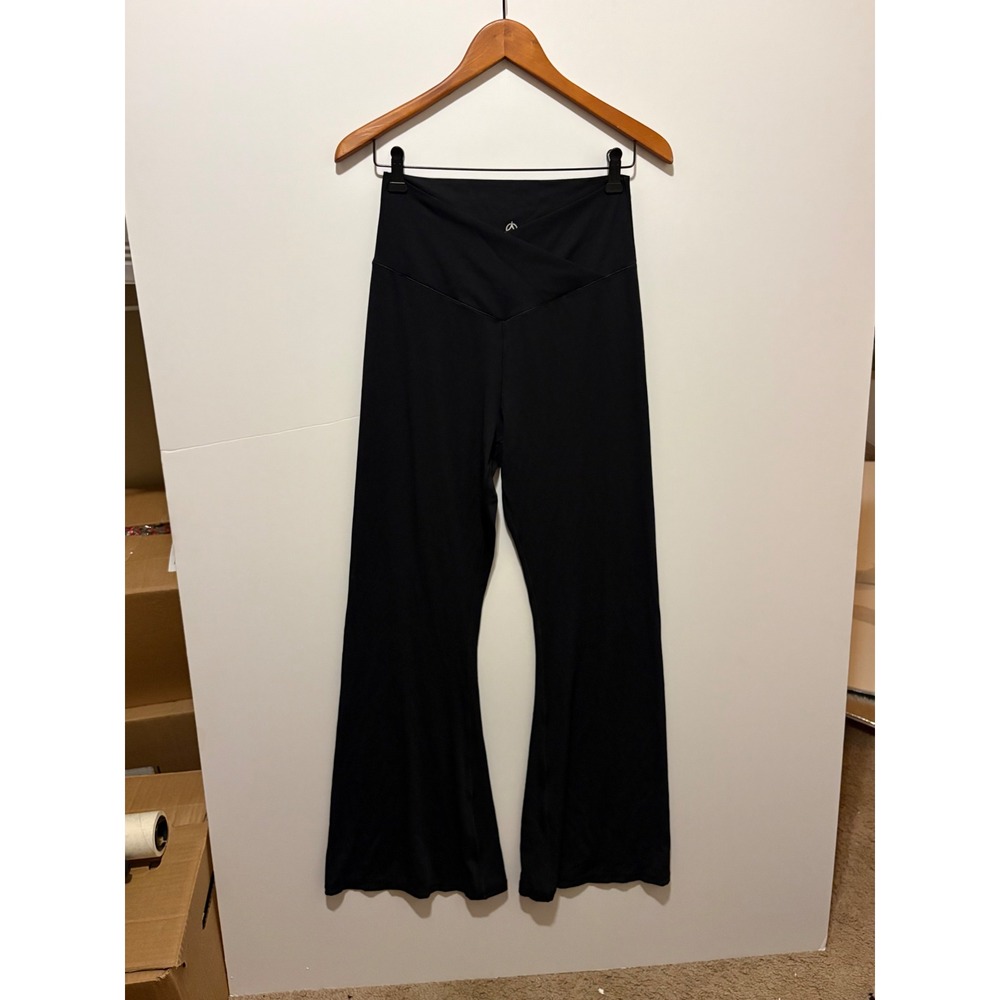 Sunzel Crossover Flare Leggings High Waisted V Waist Yoga Pants Black Wide Leg
